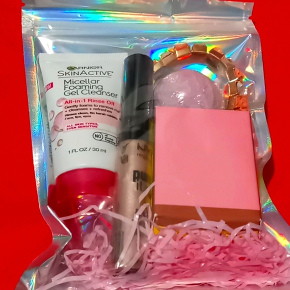 NYX Other - Makeup bag